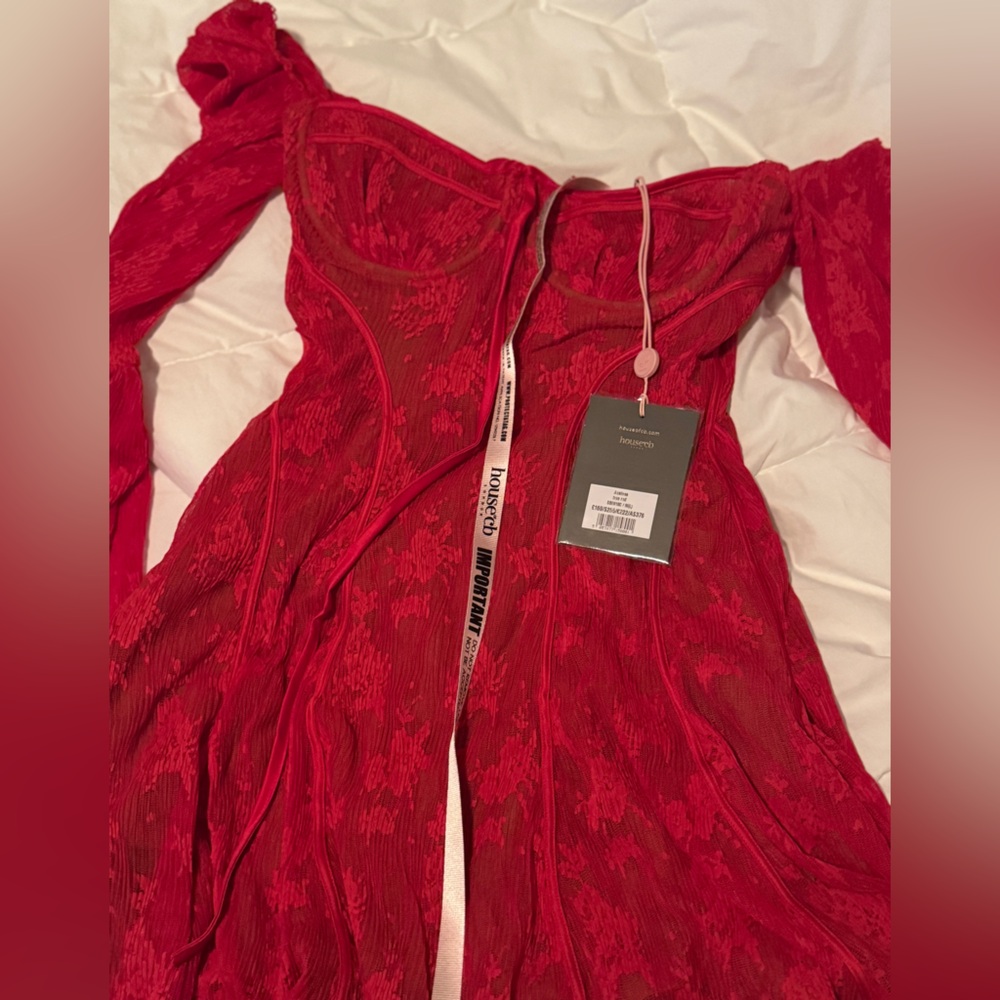 (NEW) House of CB Analissa Scarlet Lace Corset Dress – NWT - Picture 4 of 10